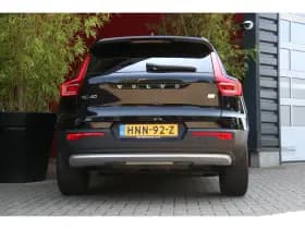 Volvo XC40 thumbnail 5