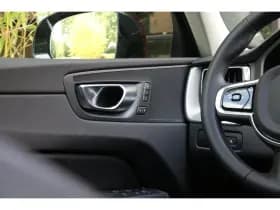 Volvo XC60 thumbnail 14