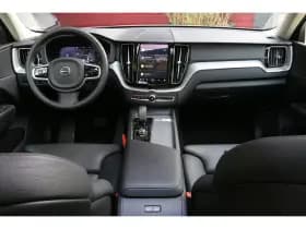 Volvo XC60 thumbnail 3