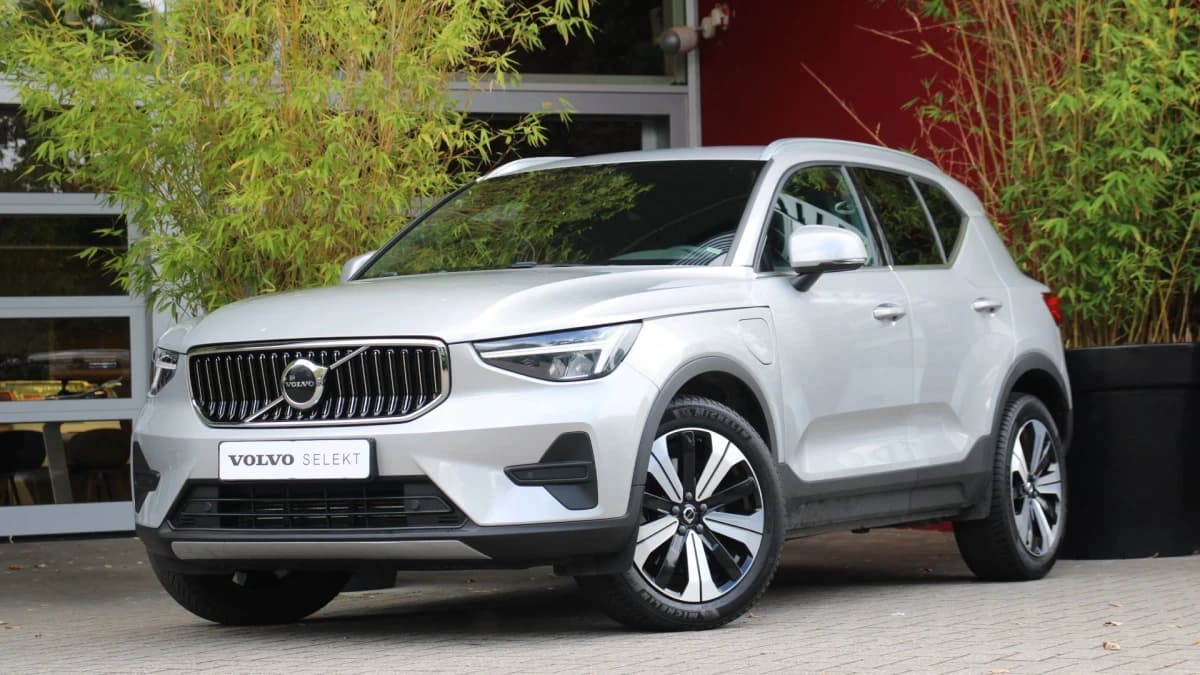 Volvo XC40 — foto 1
