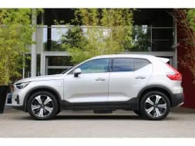 Volvo XC40 thumbnail 4