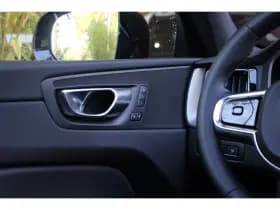 Volvo XC60 thumbnail 15