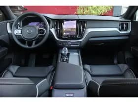 Volvo XC60 thumbnail 3