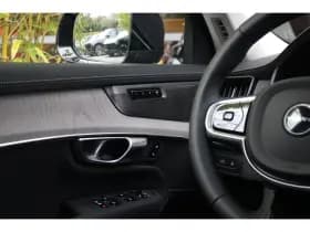 Volvo XC90 thumbnail 20