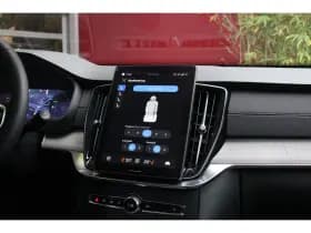 Volvo XC90 thumbnail 24