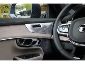 Volvo XC90 thumbnail 16