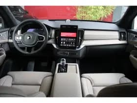 Volvo XC90 thumbnail 3