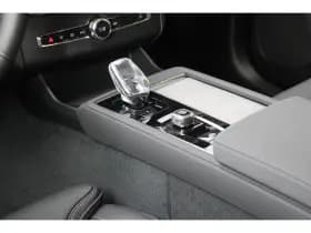 Volvo XC90 thumbnail 23