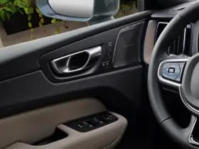 Volvo XC60 thumbnail 12
