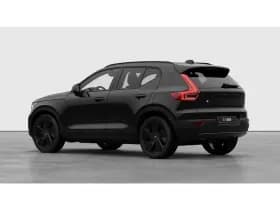 Volvo EX40 thumbnail 3