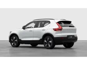 Volvo EX40 thumbnail 3