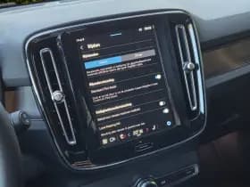 Volvo EX40 thumbnail 16