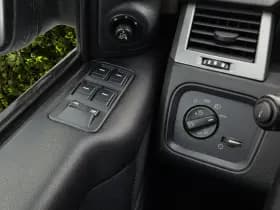 Land Rover Range Rover Sport thumbnail 14