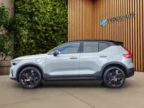 Volvo EX40 thumbnail 4