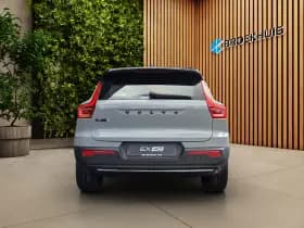Volvo EX40 thumbnail 10