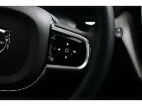 Volvo XC60 thumbnail 10