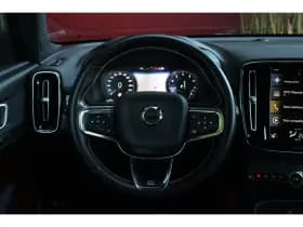 Volvo XC40 thumbnail 11