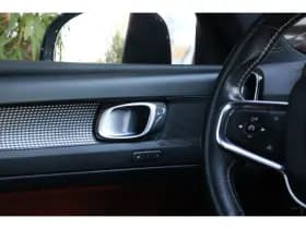 Volvo XC40 thumbnail 13