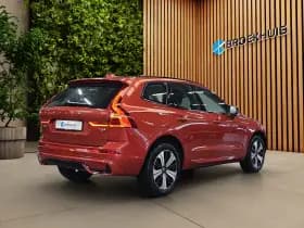 Volvo XC60 thumbnail 2