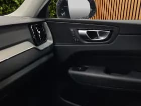 Volvo XC60 thumbnail 20