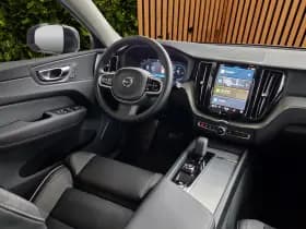 Volvo XC60 thumbnail 3