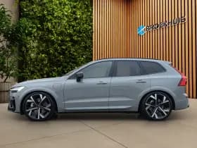 Volvo XC60 thumbnail 3