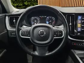 Volvo XC60 thumbnail 11