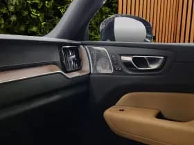 Volvo XC60 thumbnail 22