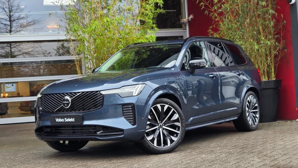 Volvo XC90 — foto 1