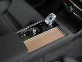 Volvo XC90 thumbnail 18