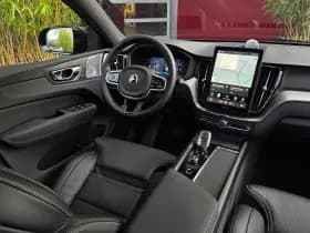 Volvo XC60 thumbnail 3