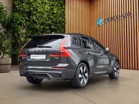 Volvo XC60 thumbnail 2