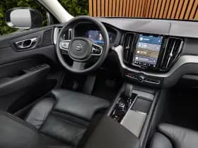Volvo XC60 thumbnail 3