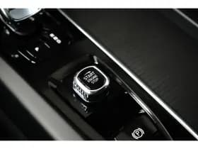 Volvo XC60 thumbnail 24