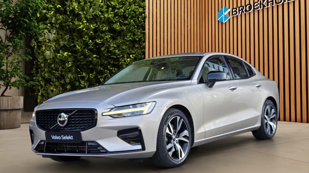 Volvo S60 — foto 1