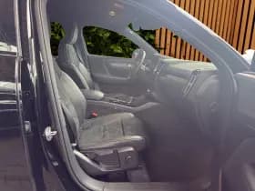 Volvo XC40 thumbnail 3