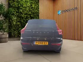 Volvo XC40 thumbnail 9