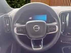 Volvo XC40 thumbnail 12