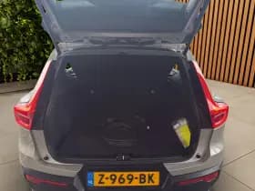 Volvo XC40 thumbnail 7