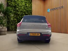 Volvo XC40 thumbnail 9