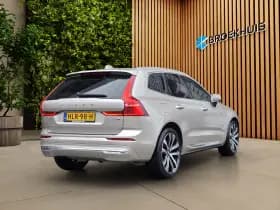 Volvo XC60 thumbnail 2