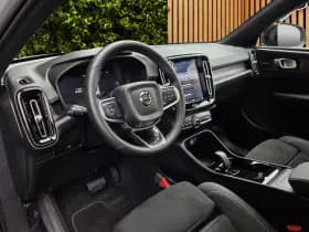 Volvo EX40 thumbnail 11