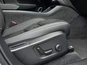 Volvo EX40 thumbnail 18