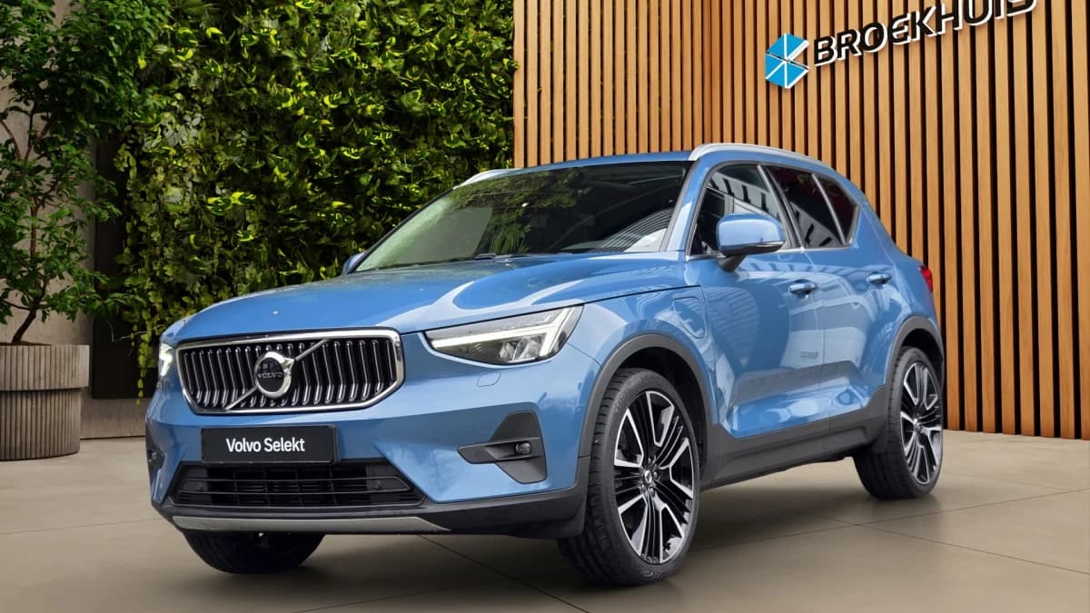 Volvo XC40 — foto 1