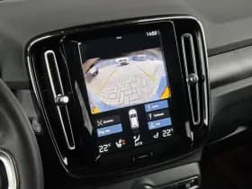 Volvo XC40 thumbnail 16