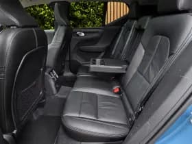 Volvo XC40 thumbnail 7