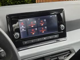 SEAT Arona thumbnail 15