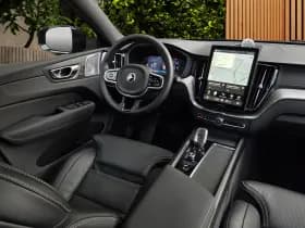 Volvo XC60 thumbnail 3