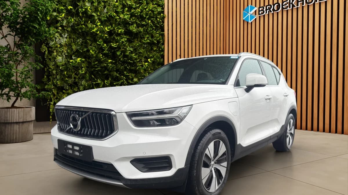 Volvo XC40 — foto 1
