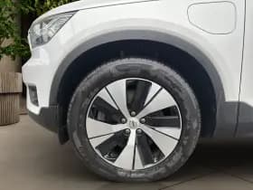 Volvo XC40 thumbnail 21
